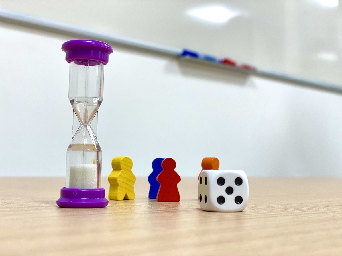 Le jeu de société des secouristes et pompiers pour apprendre les premiers secours en équipe PSE