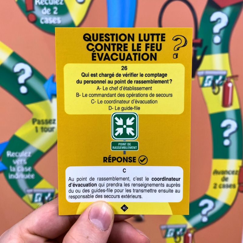 jeu challenge formation equipier de premiere intervention EPI et evacuation guide file serre file