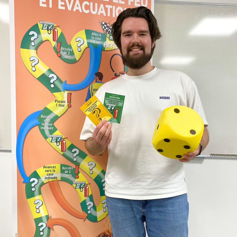 jeu challenge formation equipier de premiere intervention EPI et evacuation guide file serre file